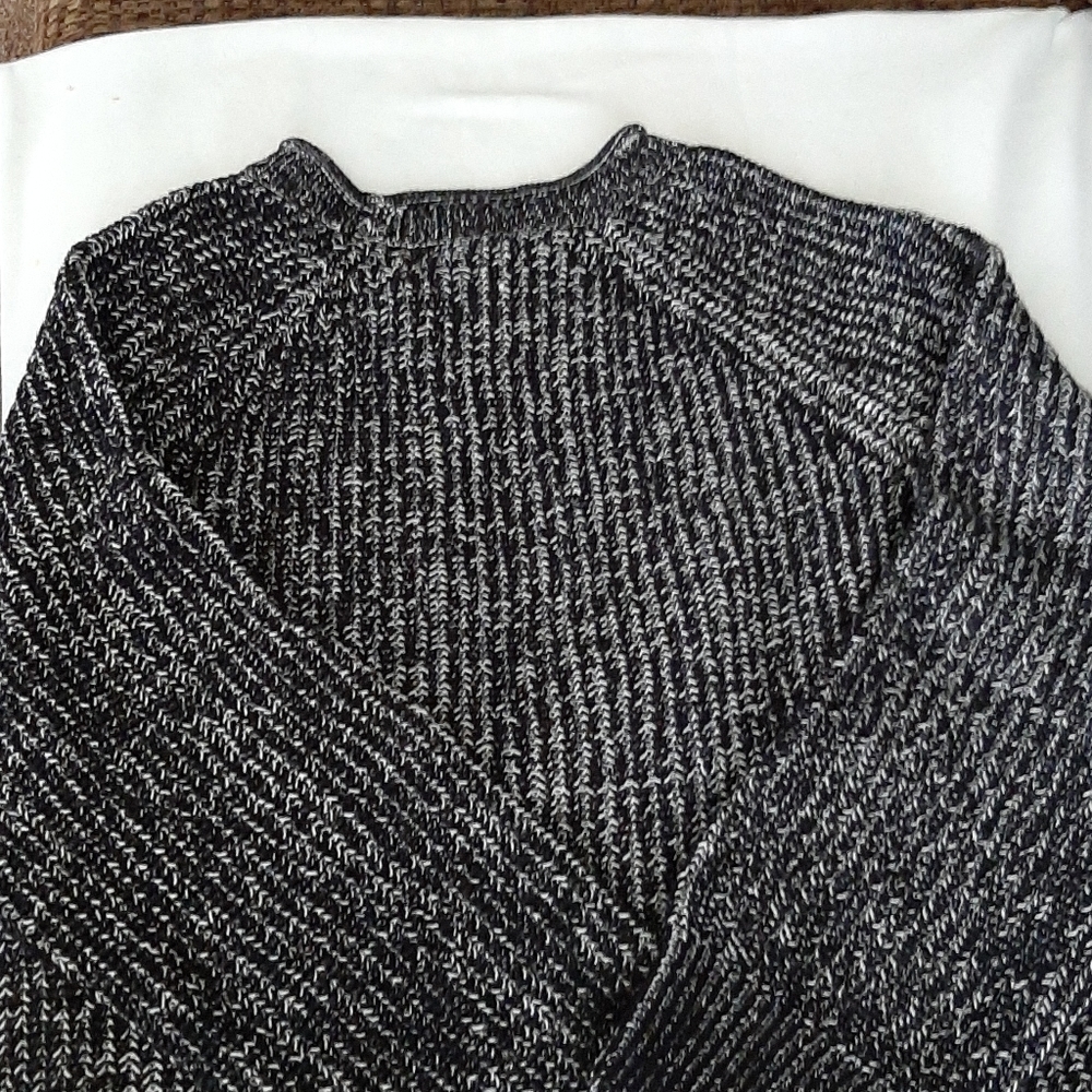 Ellen Tracy ladies roll-neck sweater - Picture 7 of 8